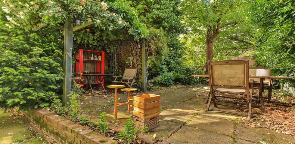 			2 Bedroom, 1 bath, 1 reception Flat			 Acol Road, WEST HAMPSTEAD